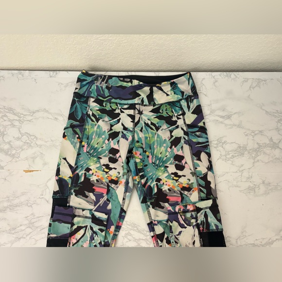 X By Gottex High Rise Pull Up Leggings Womens S Green Floral Jungle Pants - Picture 3 of 6